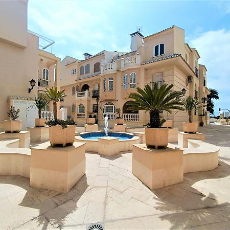 Amazing Penthouse On The Beach, Sea Views, Wifi, Airconditioning And Parking Torrevieja Esterno foto
