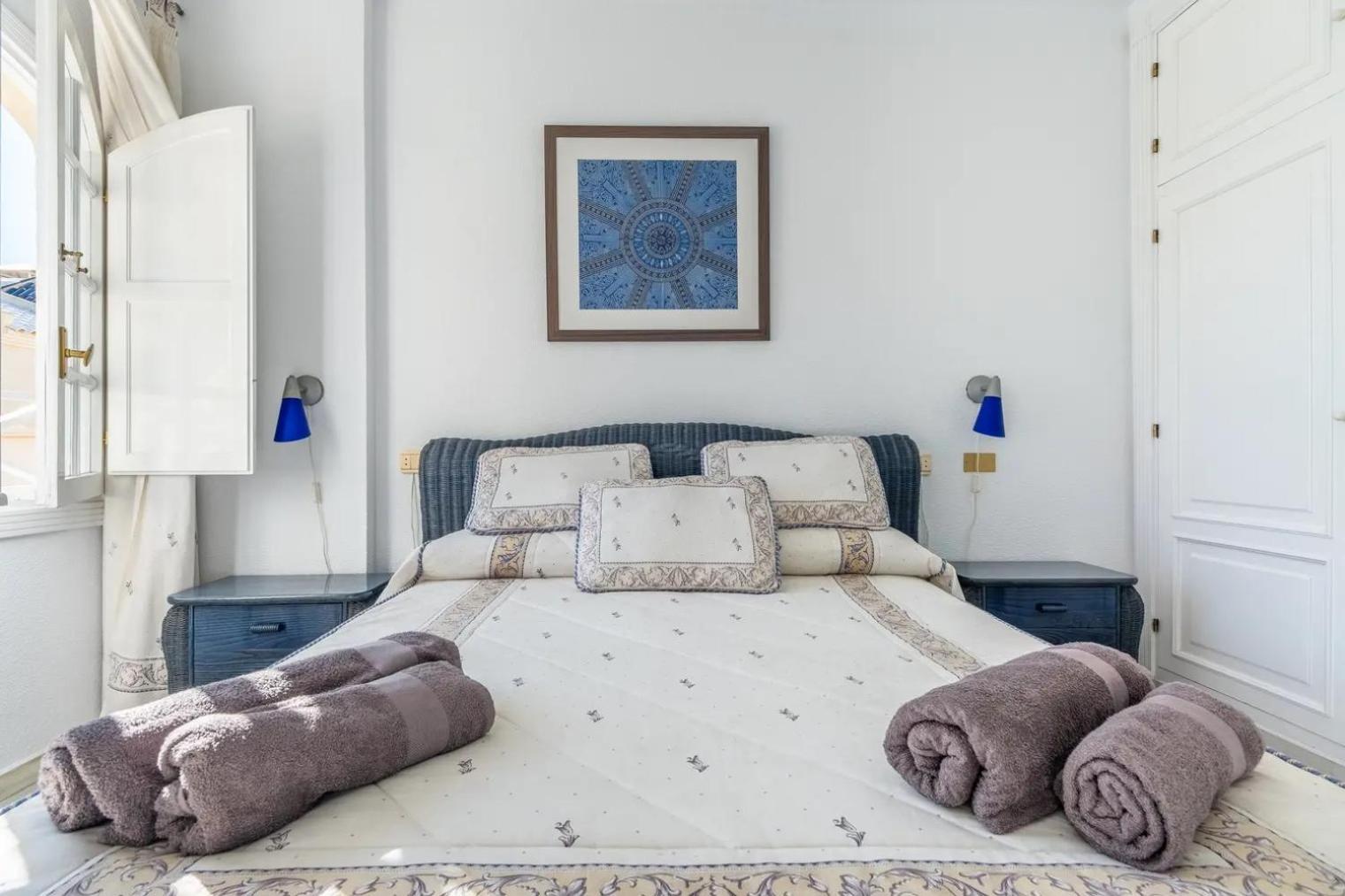 Amazing Penthouse On The Beach, Sea Views, Wifi, Airconditioning And Parking Torrevieja Esterno foto